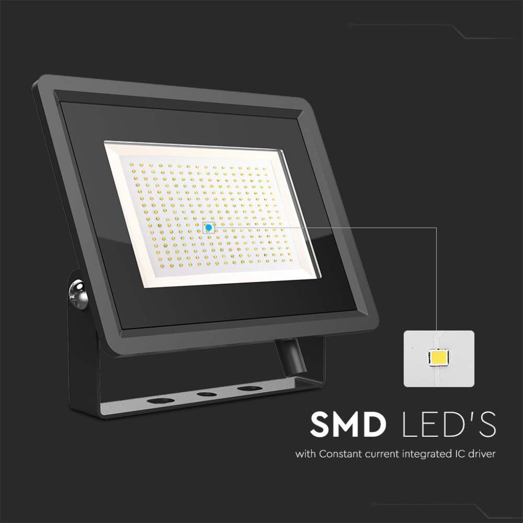 V-TAC Faro LED SMD 200W F-Series con Driver IC Integrato Colore Nero 6400K IP65