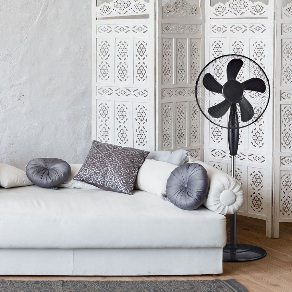 V-TAC Ventilatore con Base Rotonda 55W Altezza Regolabile (Max 120cm) 5 Pale a 3 Velocità Rotante Colore Nero