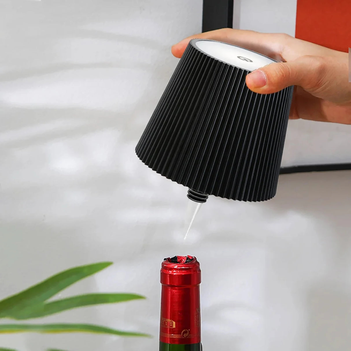 Lampada da tavolo per bottiglie senza fili Touch Control di 3 colori e lampada da notte con regolazione continua adatta per luci da scrivania per bottiglie di vino da bar