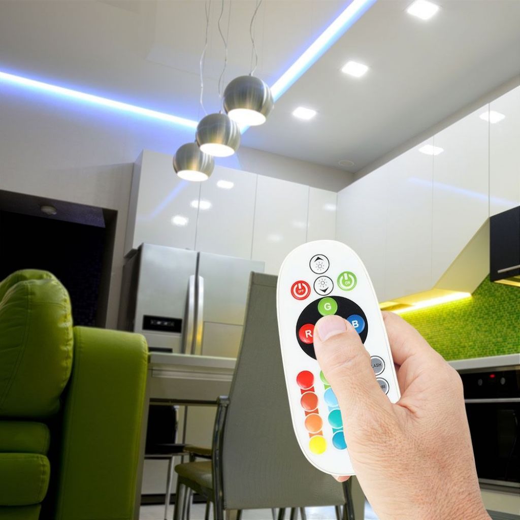 V-TAC Controller per Strip LED RGB 12-24V (72-144W) con Telecomando 24 Tasti a Infrarossi