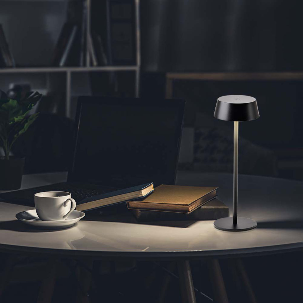 V-TAC Lampada LED da Tavolo 2W Colore Nero in Alluminio ricaricabile con USB C Touch Dimmerabile 3000K